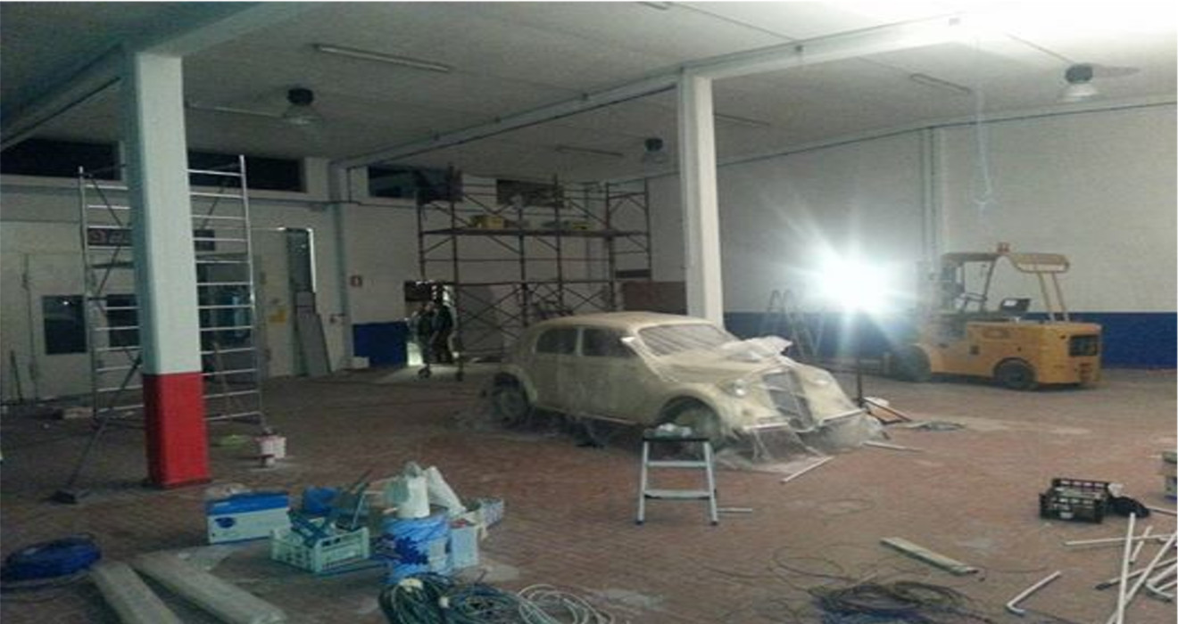 AUTO-EPOCA-OFFICINA-AUTOCARROZZERIA-CARROZZIERE-MAURO-PINTORI-PRATO-SARDO-LOTTO-81-NUORO.JPG